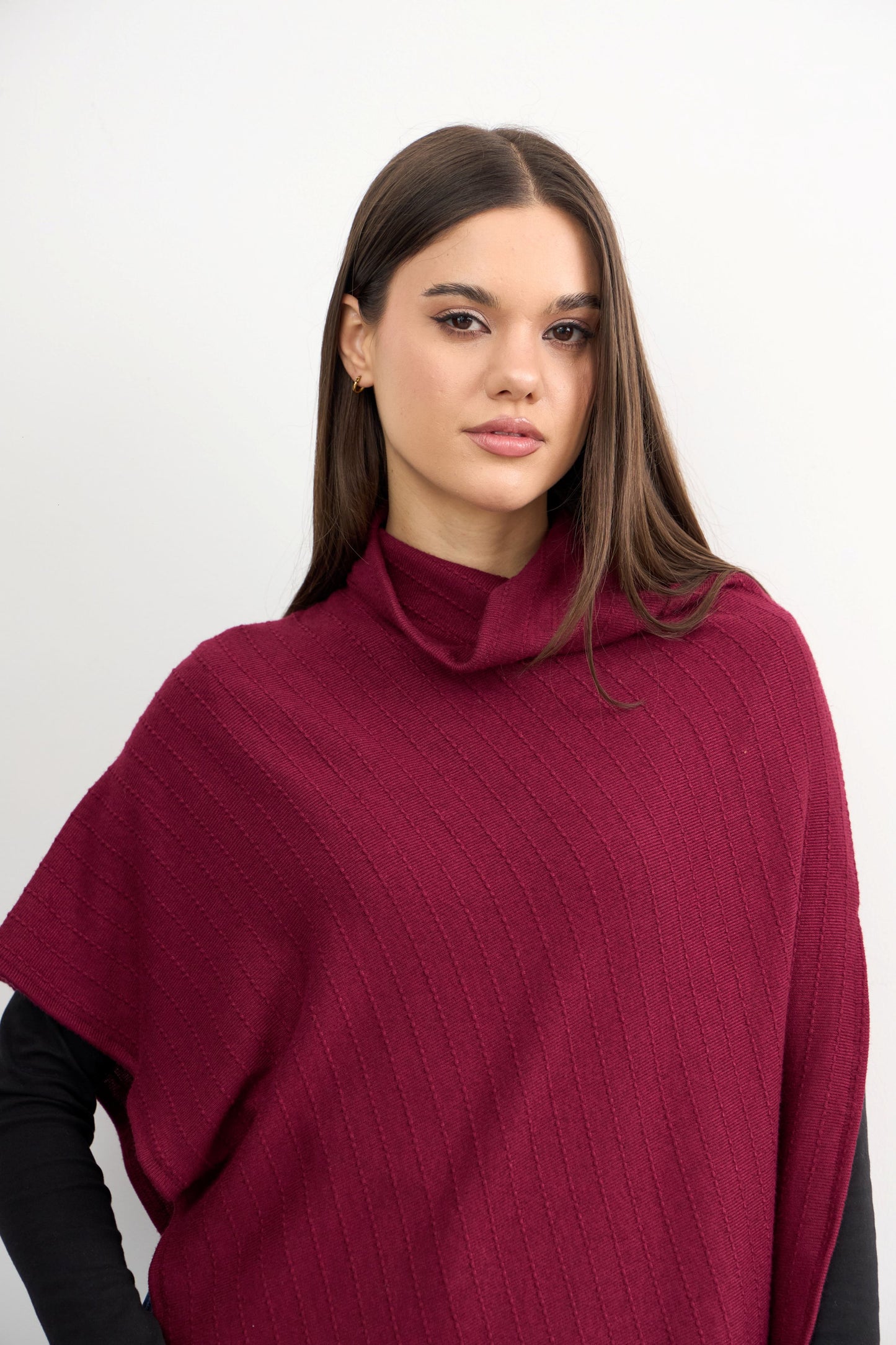 Capa Olivia Burgundy